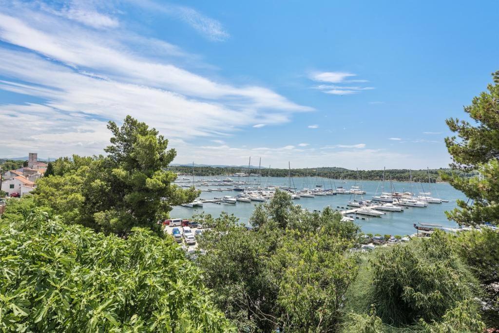 Apartments Tara, Sibenik - Mandalina Экстерьер фото