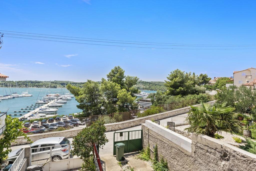 Apartments Tara, Sibenik - Mandalina Экстерьер фото