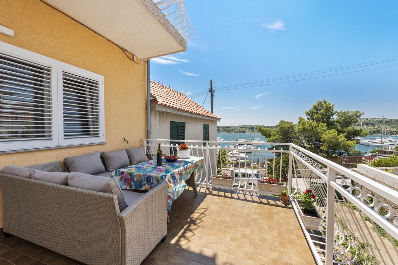 Apartments Tara, Sibenik - Mandalina Экстерьер фото
